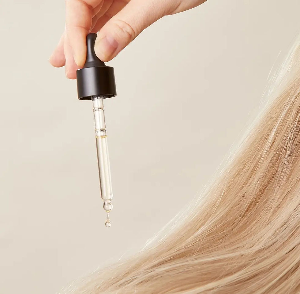 Thumbnail: Hoofdhuid- en haaroliemassage - hitteschade, groei, gespleten haarpunten