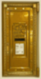 In the main foyer, stands this "special" Royal Mail post box with the unique cipher RL for Royal Liver. Still in use.