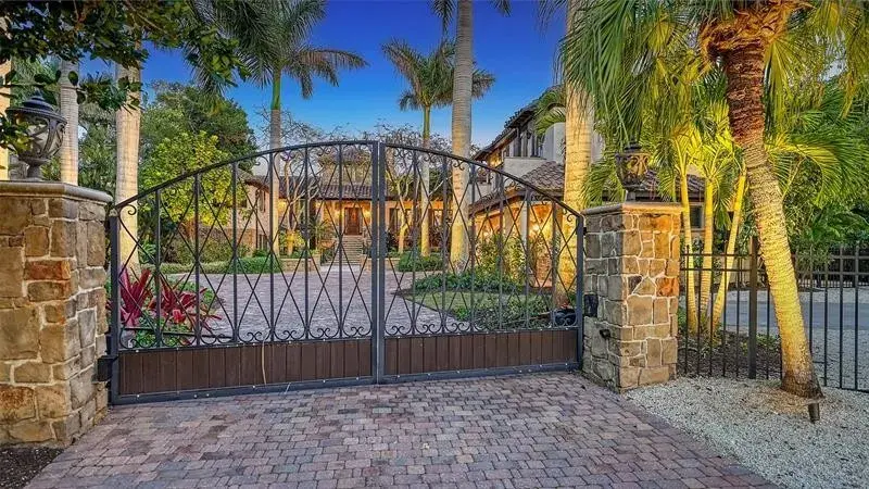265 Cedar Park Cir 9.webp