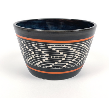 Patrick Leach, ceramics, pottery, ceramic artists, bowl, sgraffito, glaze, Coast Salish Art, Interior Salish Art, Northwest Coast Art, Snuneymuxw, St’át’imc, cedar weaving, basketry, fishing, dip-net, handmade ceramicsfts, Edgelands, island art, Scotland fine arts, coastal art, ceramics, pottery, ceramic artists, vase, bowl, sgraffito, glaze, illustration, authentic, indigenous art, First Nations Art, Coast Salish Art, Interior Salish Art, Northwest Coast Art, Snuneymuxw, St’át’imc, T̓ít̓q̓et, Northern St̓át̓imcets, Hul'q'umi'num', pictographs, cedar weaving, basketry, fishing, dip-net, hummingbid, grizzly bear, pacific salmon, celestial bodies, Aboriginal Art, handmade gifts, handmade ceramics, nature art, heritage craft, contemporary design, biodiversity, Isle of Gigha, Visit Gigha, Edgelands Art Gallery & Cultural Space, cultural space, art gallery