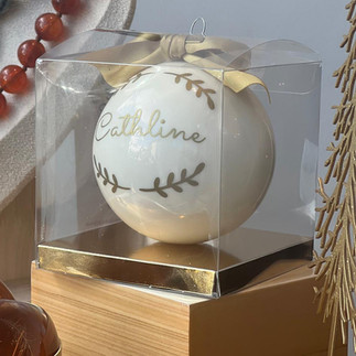 Personalised glass Christmas bauble in clear gift box — Wreath collection handcrafted in London by Petiotes