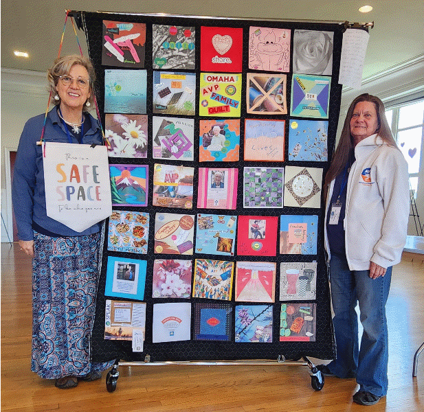 joanne suzanne quilt.gif