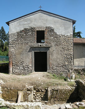 03 Facciata pieve.JPG