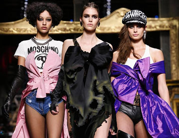 It's All About Gigantic Bows And Burnt Silhouettes At The Moschino Show
