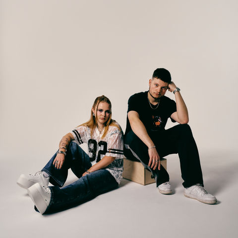 Singer Mia Kirkland and DJ /Producer Skepsis press shot for single 'Right Now', styled by Sian O'Donnell Stylist. 