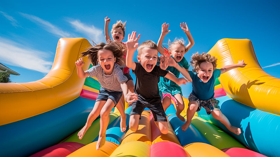 ninos-jugando-en-el-parque-de-atracciones-min.jpg
