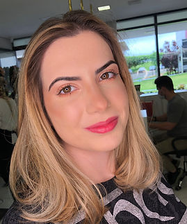 Facetune_15-12-2021-19-14-40.jpg