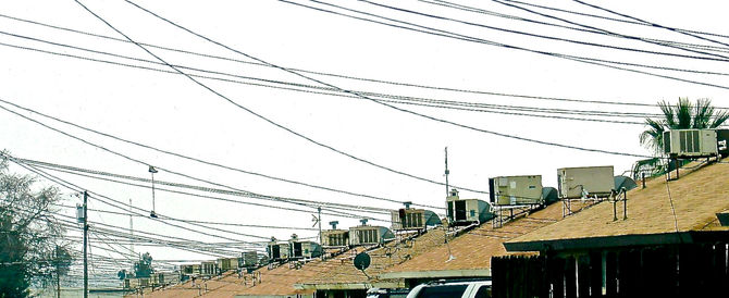 Air Conditioning in Oildale, California, 2005 (photo by Greg Colson)