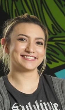 Becca Henry.png