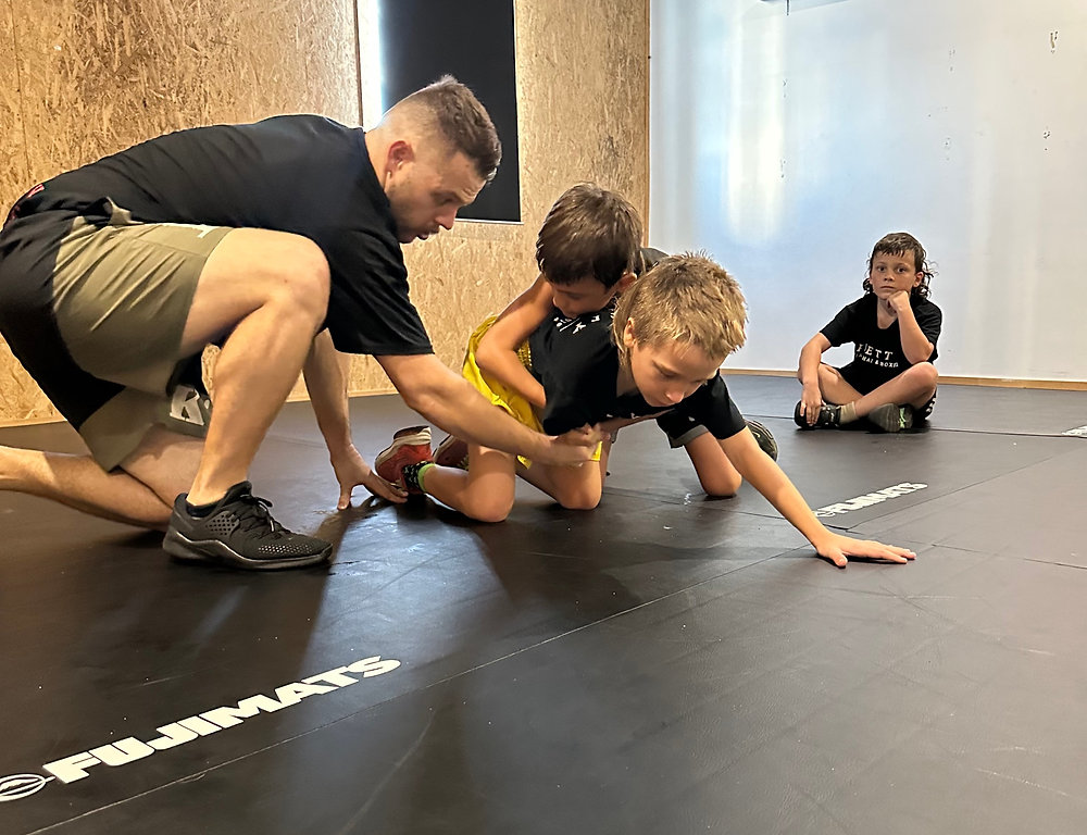 The Benefits of Wrestling for Youth How it Teaches Discipline and Teamwork
