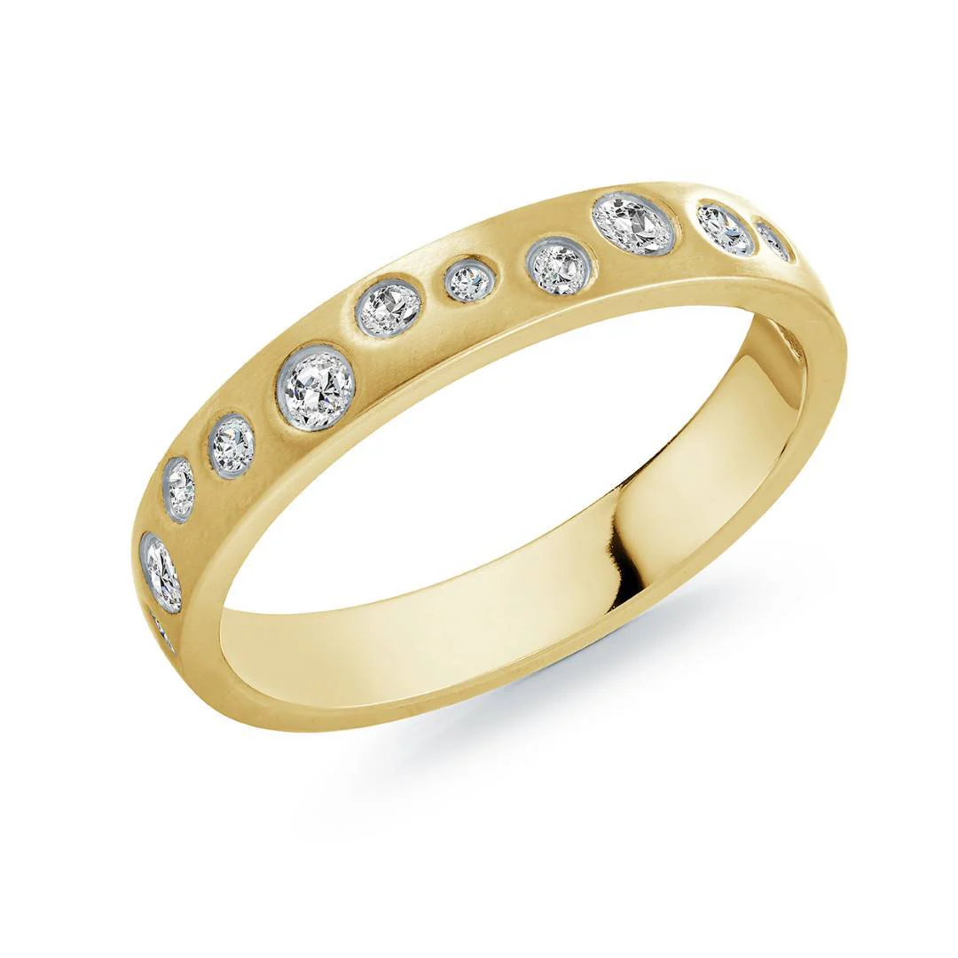Bague acier plaqué or semi éternité avec cubics