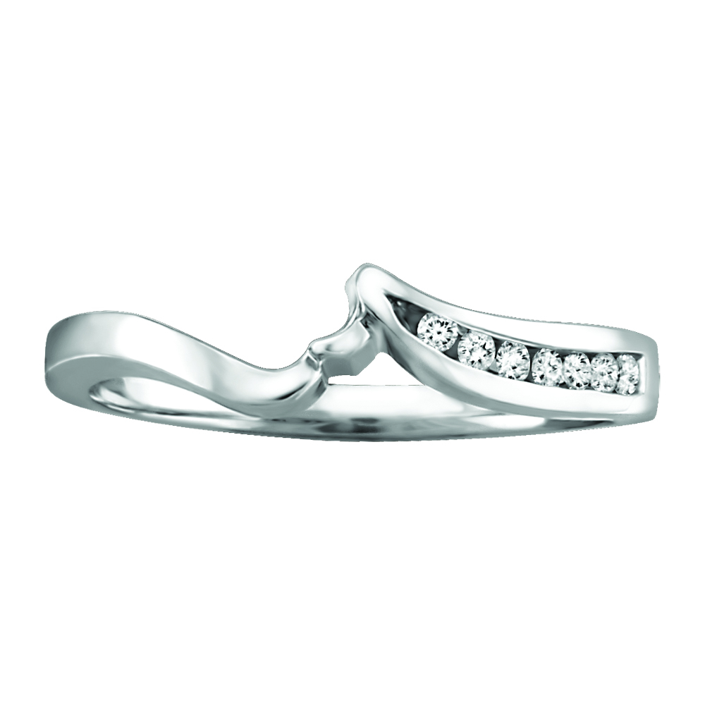 Bague or blanc 10k avec diamants du Canada