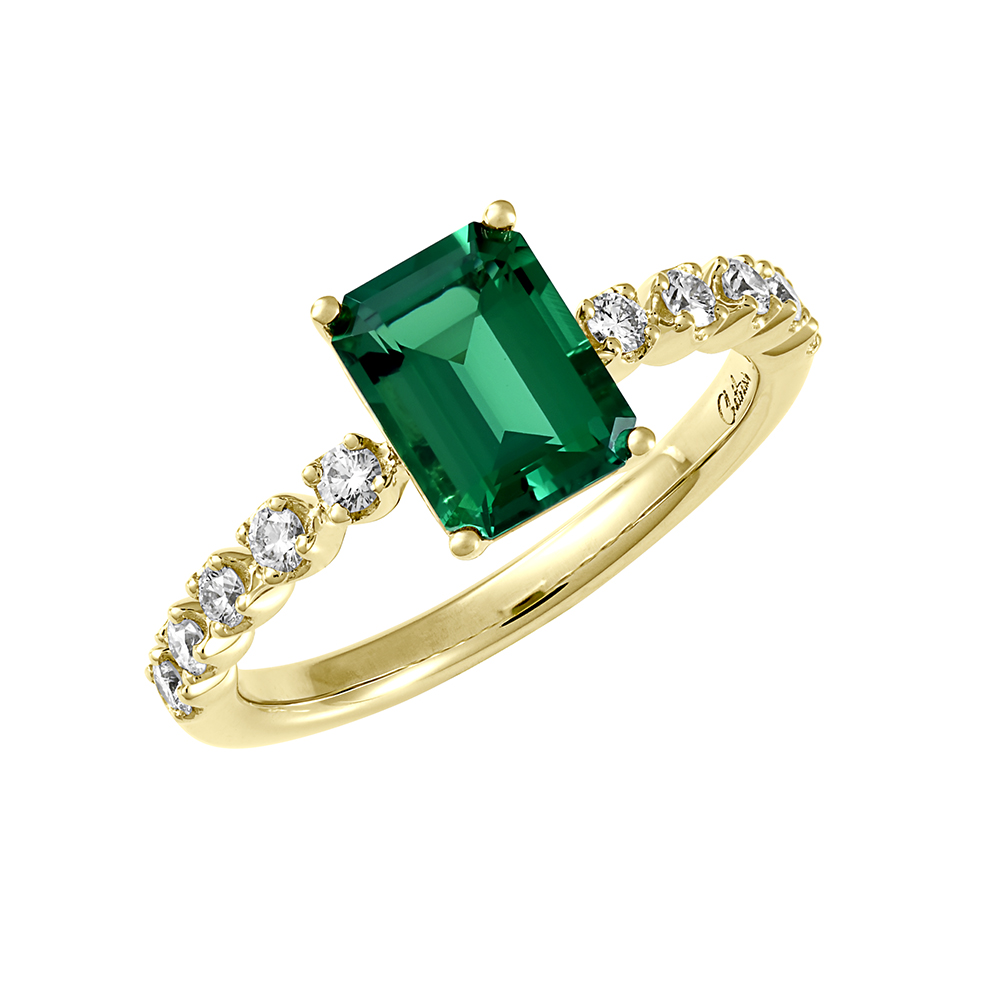 Bague or jaune 14k avec diamants et émeraude de laboratoire