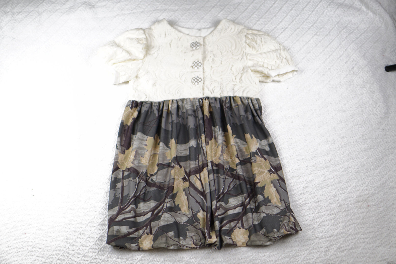 Camo and lace dress for girls front view