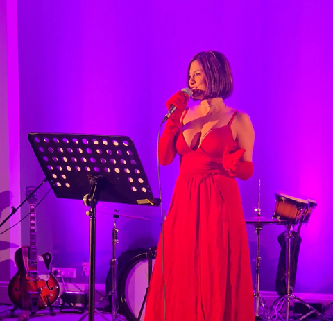 Filippa Rose on stage