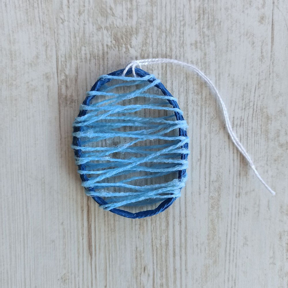 Miniature : Décoration de Pâques colorée fait main en France