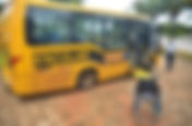 Apae recebe micro-ônibus da prefeitura comprado com emenda de Mariana Carvalho