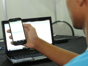 Com digitalização de salas de aula, pandemia acentua exclusão escolar