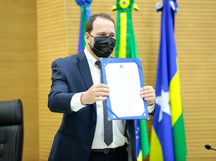 Alex Redano toma posse como presidente da Assembleia Legislativa de RO