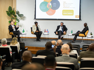Autoridades e cooperativistas de 21 países debatem desenvolvimento sustentável