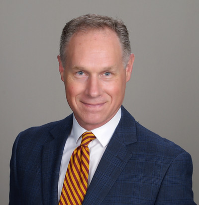 headshot-2019_10_13-17_39_00-utc_edited.