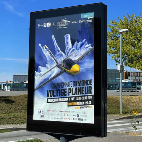 Graphisme création affiche issoudun aéroclub planeur flyer