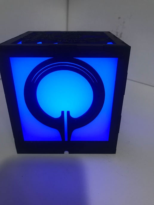 Thumbnail: Dragon Age Lamp Cube (multi-color remote control)