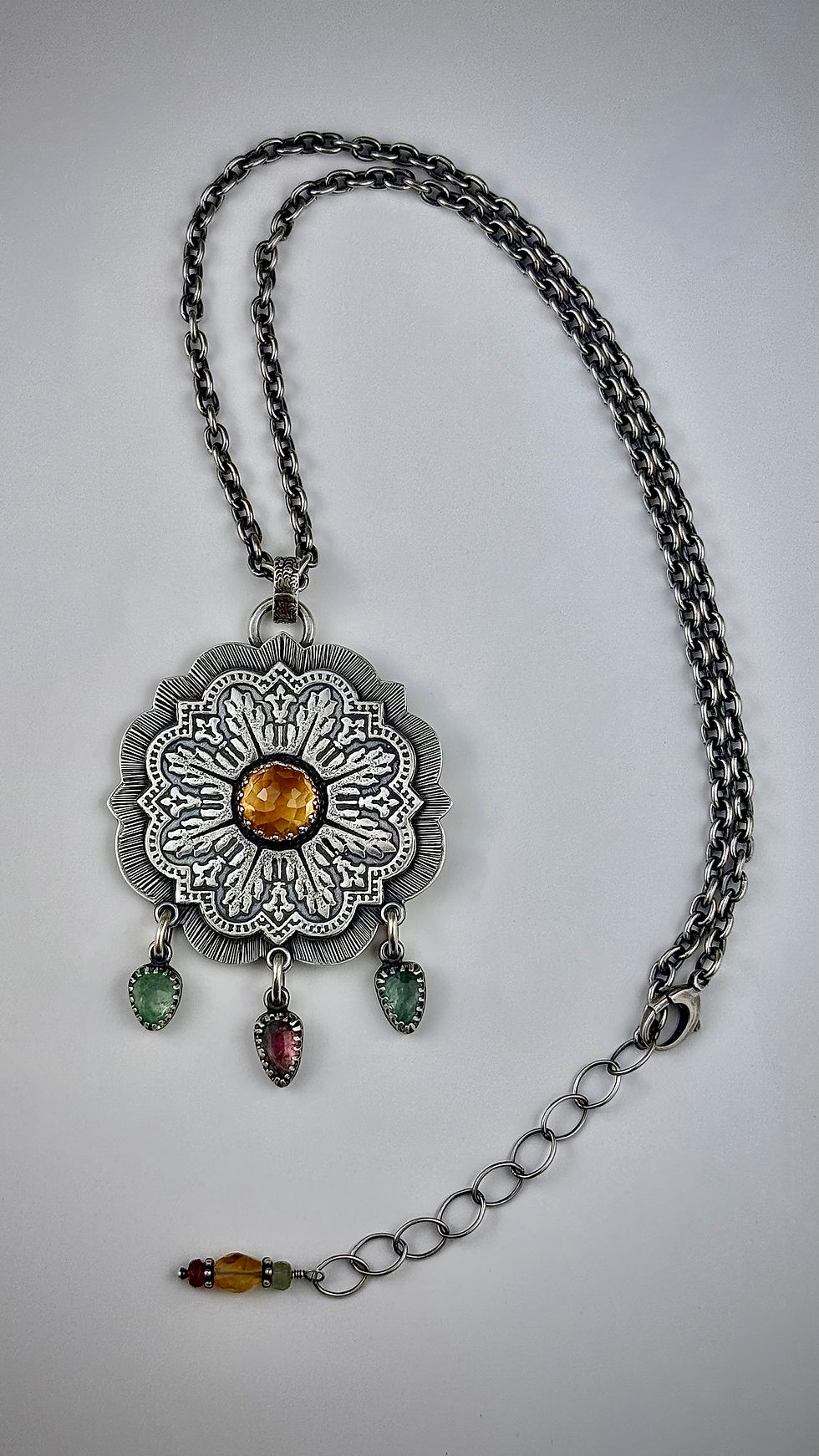 Thumbnail: Radiant Bloom Necklace