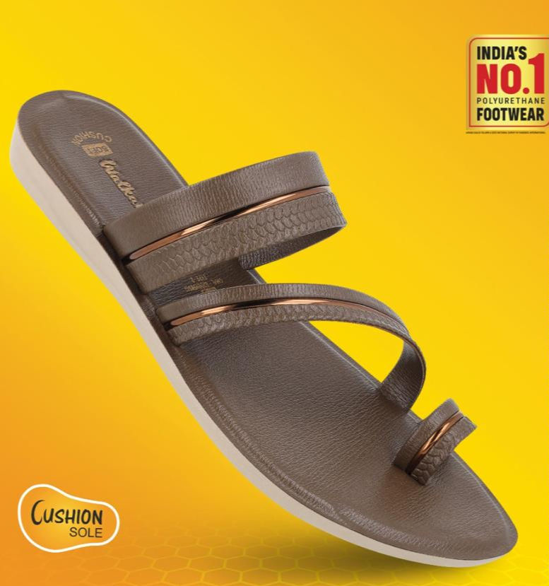 WALKAROO Women's Daily Wear Sandals - WLR72017