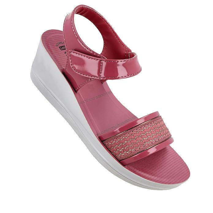 Women’s casual adjustable strap sandals
