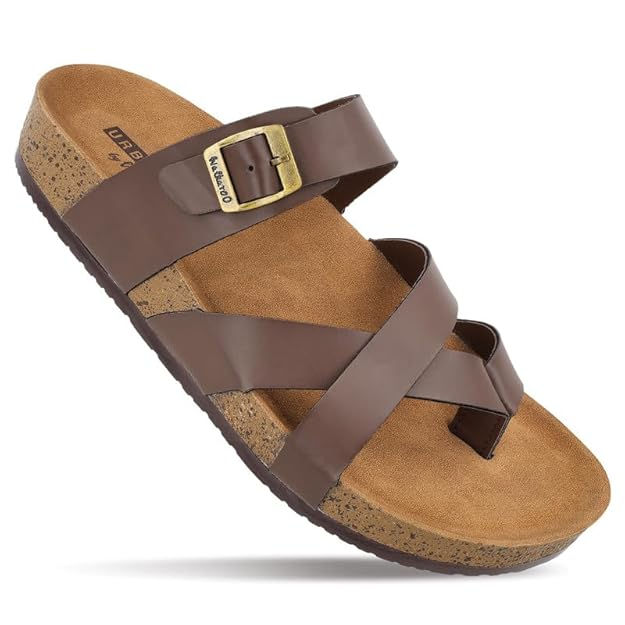 WALKAROO Men Comfortable Flat Sandals WGE53359