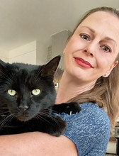 daniela cat care pet sitting west island montreal