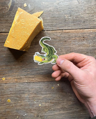 CROCO_table_stickers_apiscera_honey_illustration_sophieriviere.jpeg
