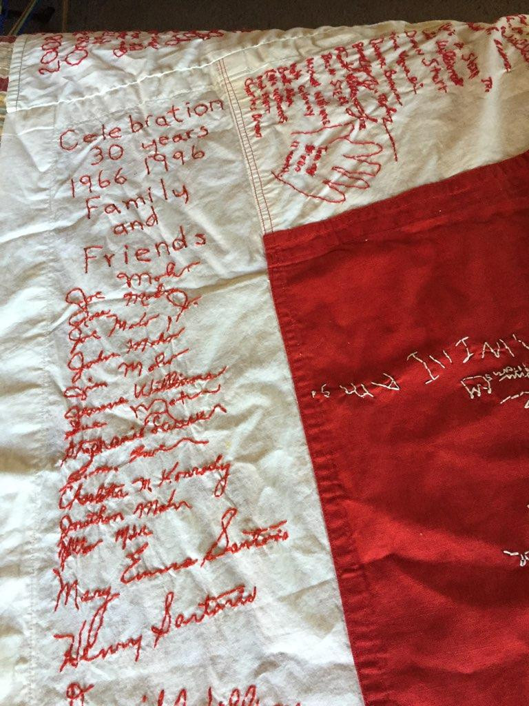 Traveleidoscope: Signing of the Tablecloth