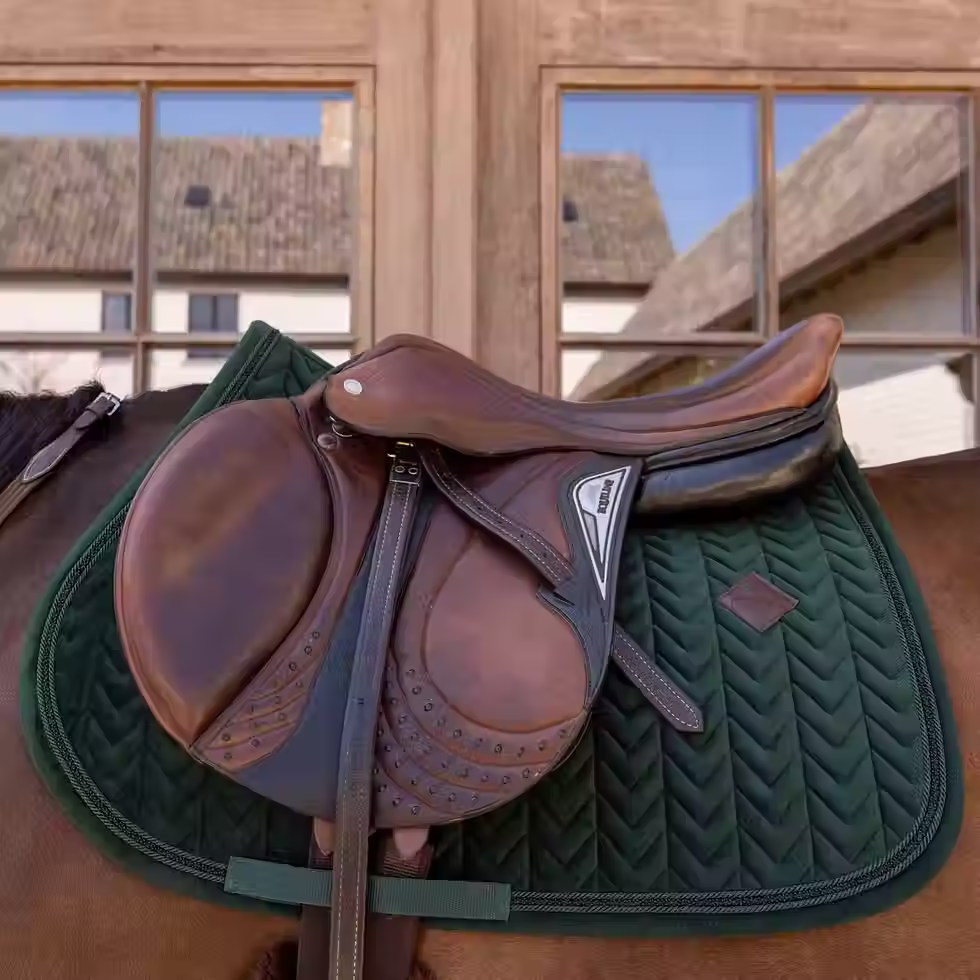 Thumbnail: Kentucky Saddle Pad Velvet Mini Pearls (Various)