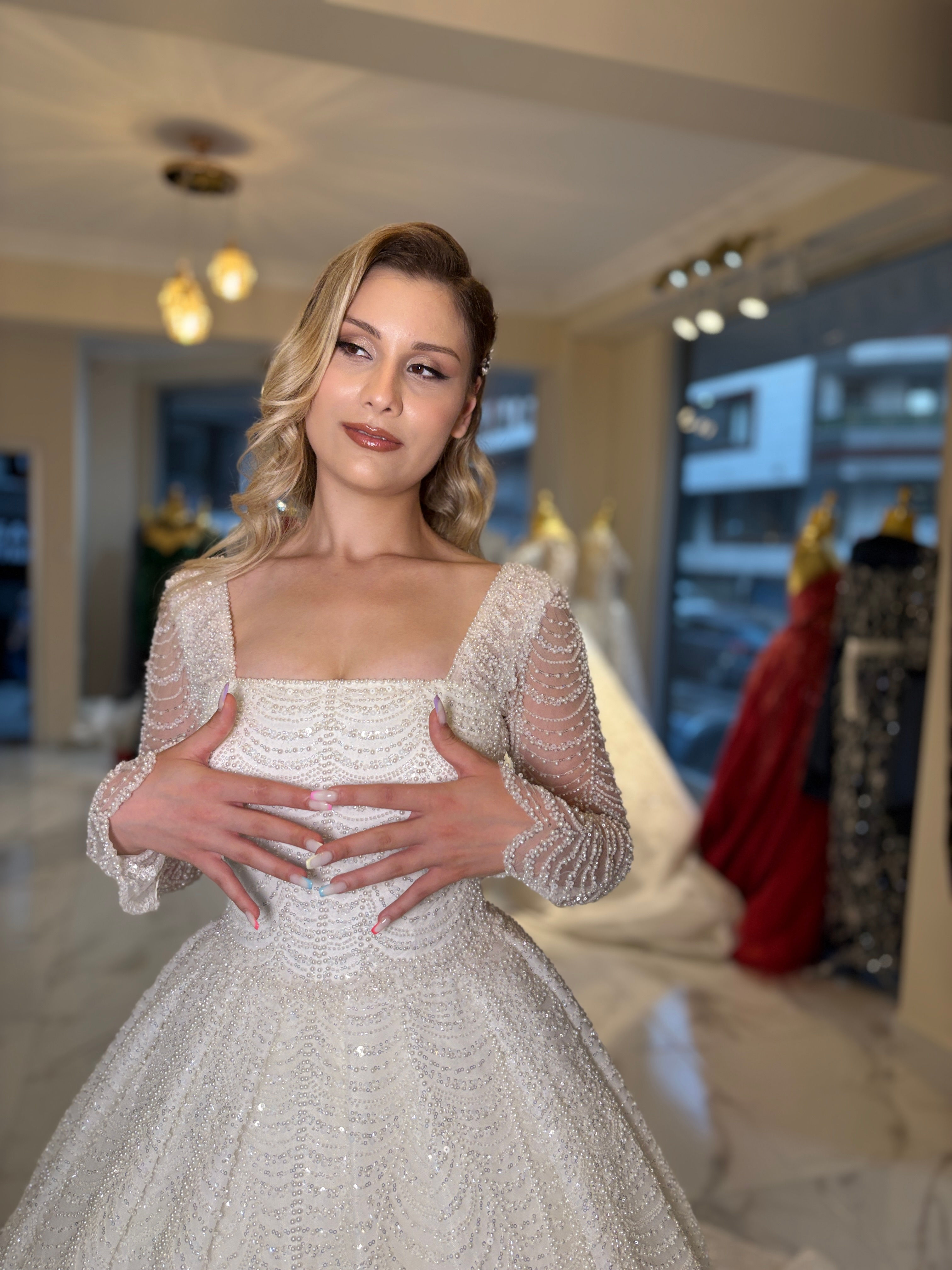 İncili Tasarım Gelinlik