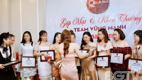 Doanh Nhân Kinh Doanh Kem Trộn Và Đằng Sau Hậu Trường