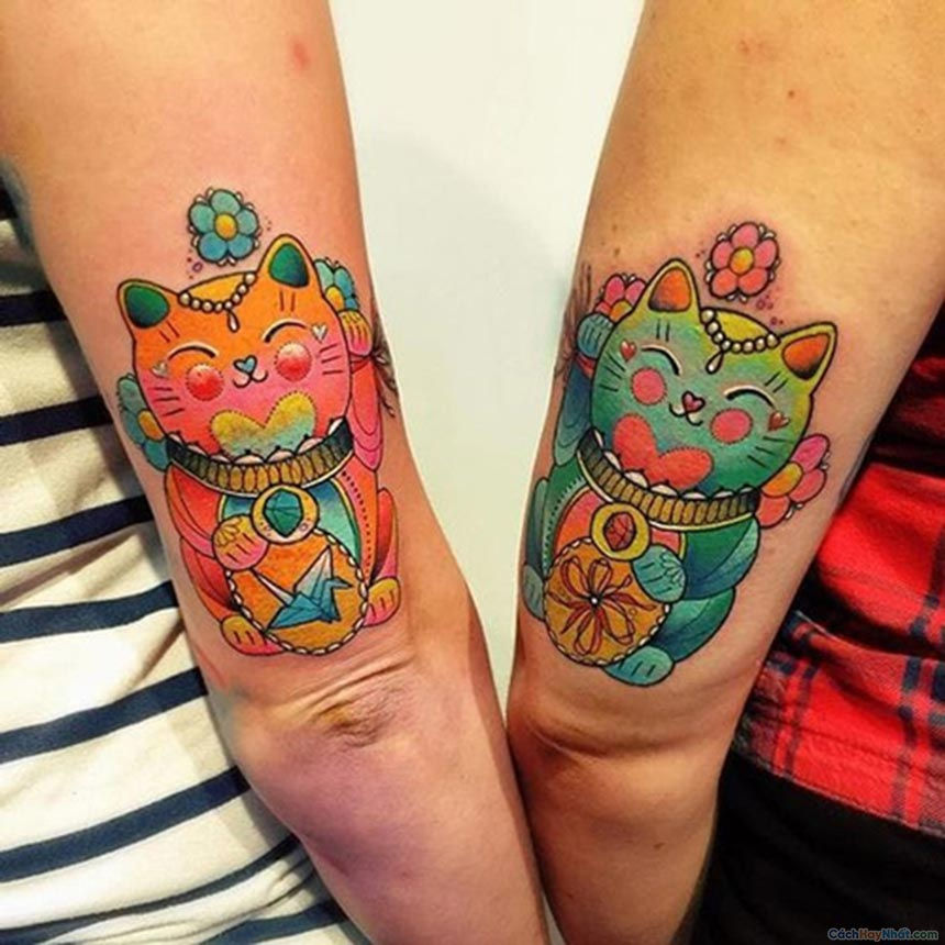 Fortune Cat tattoo on hand