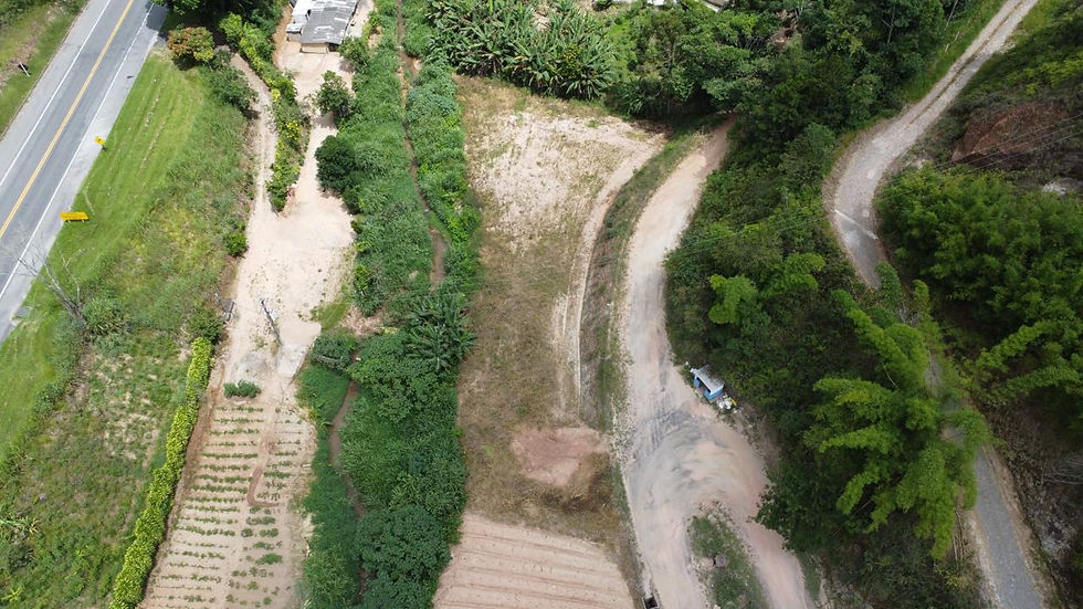 Miniatura: Terrenos Planos Divisa com Teresópolis-Sapucaia