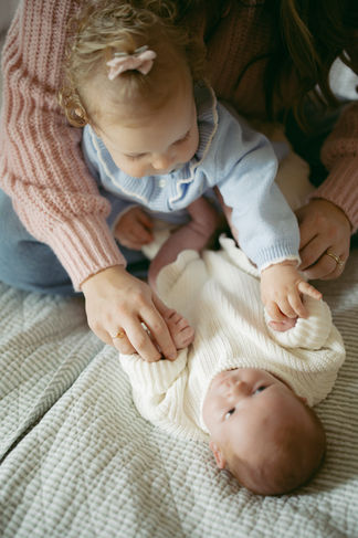 newborn photography with siblings San Antonio