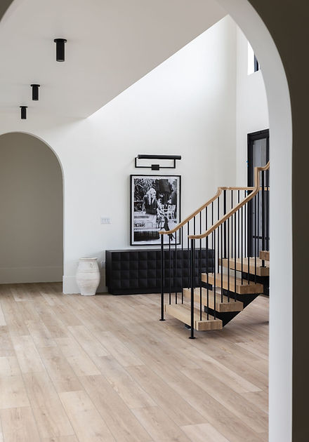 Stairs & Hallways-20.jpg