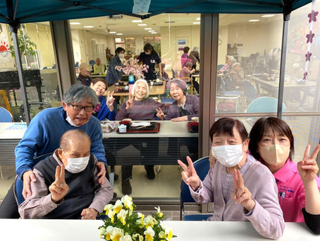 春だから…春なのに