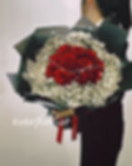 Thumbnail: Around U 11 roses or more