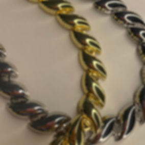 Collar Claws