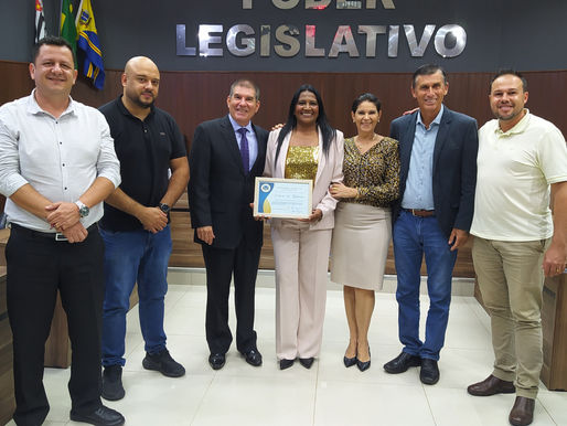 Presidente do Congresso Nacional Afro-brasileiro recebe Moção de Aplauso na sessão desta semana