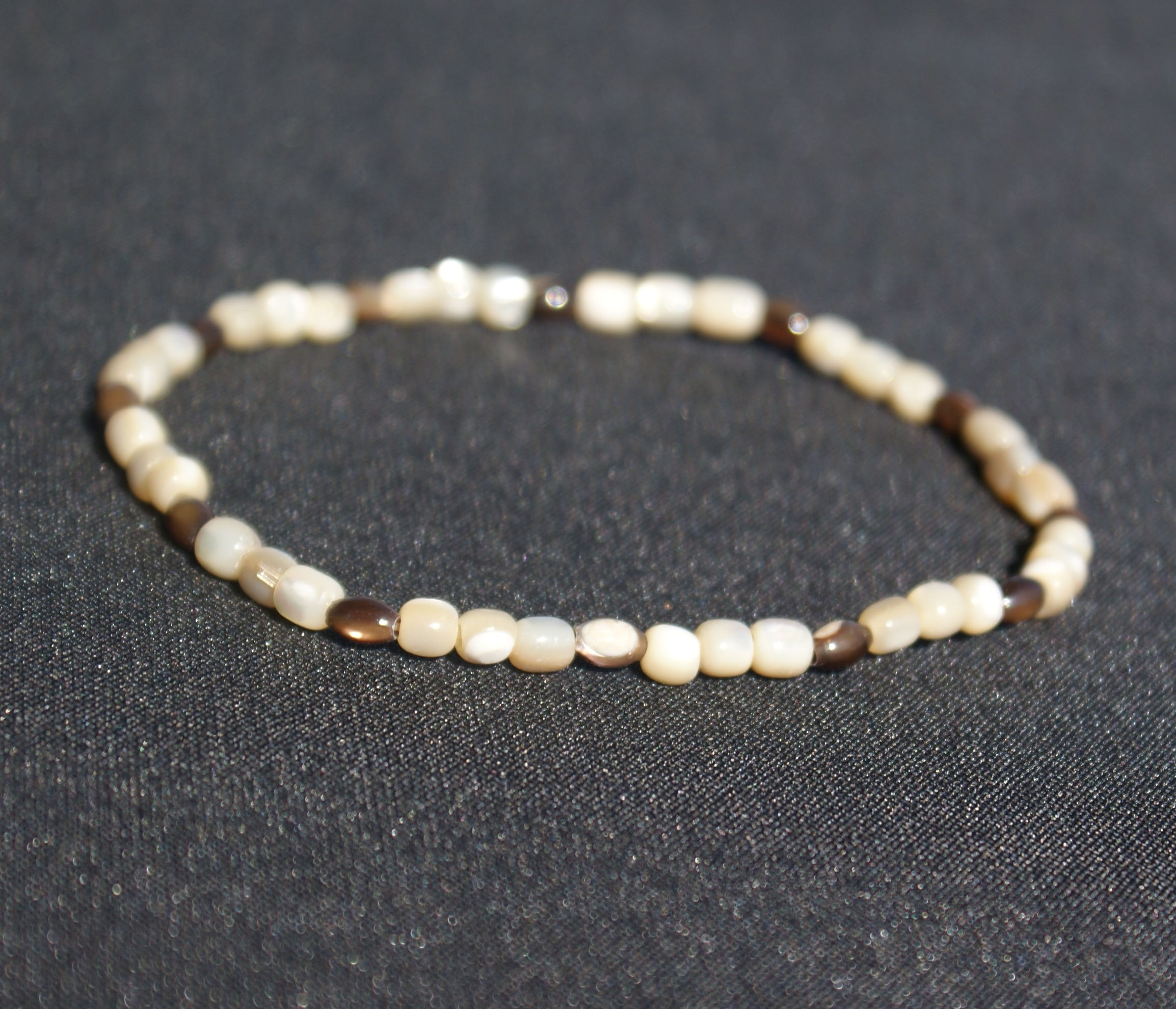 Perlmutt-Armband von Mayd in Germany Edelsteinschmuck