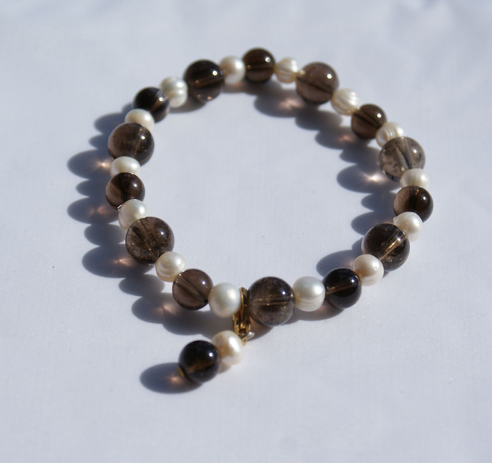 Rauchquarz-Süßwasserzuchtperlen-Armband von Mayd in Germany Schmuck und Geschenke