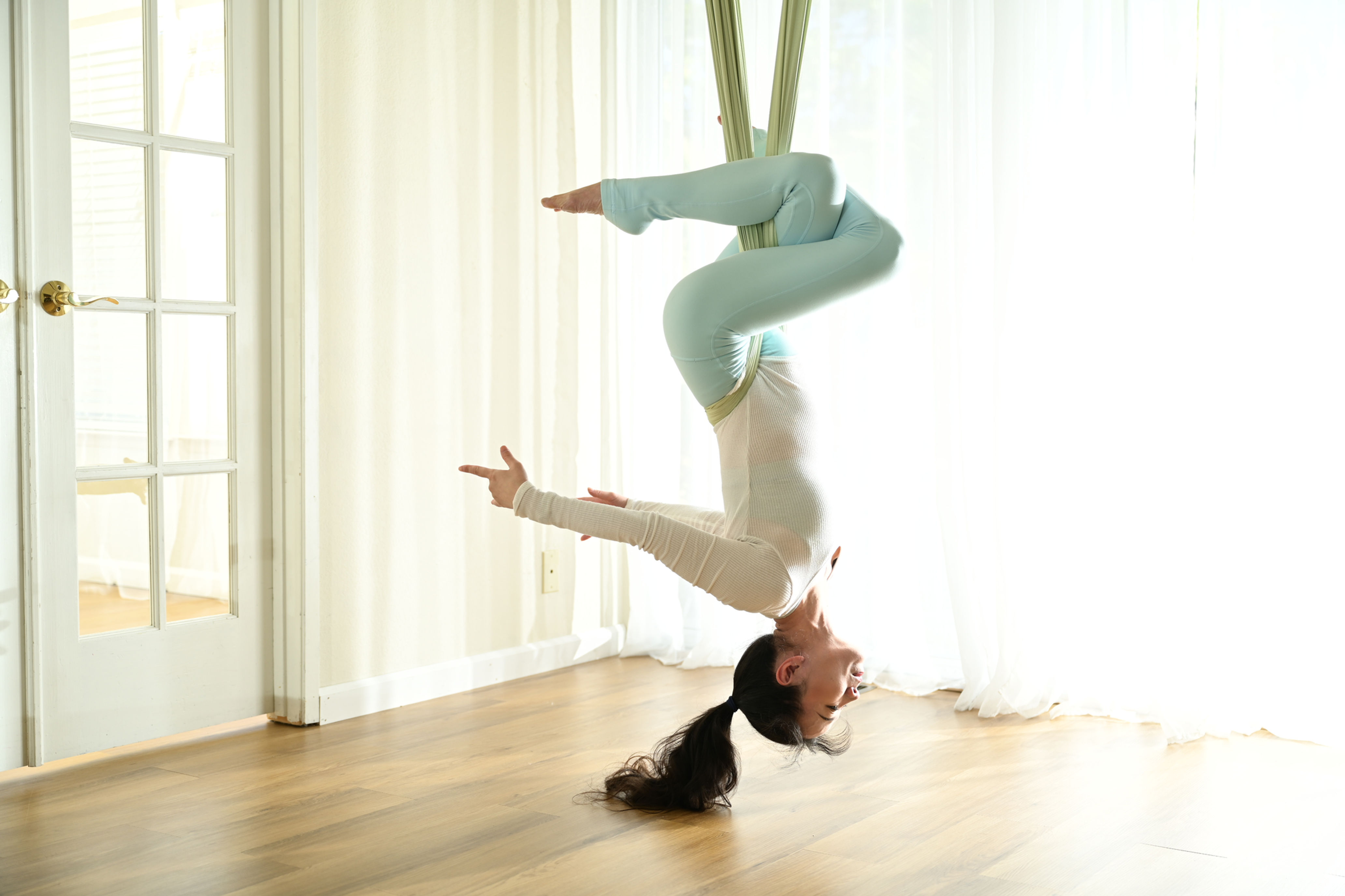Aerial yoga/pilates for advance class photo