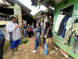 Operasi Katarak dan Rencana Reforestation