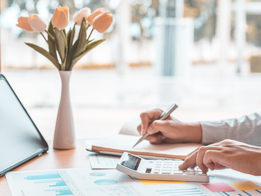 Understanding the Travel Agent Business Structure: Hosted vs. Independent, Employment vs. Contractor, and MLMs Explained